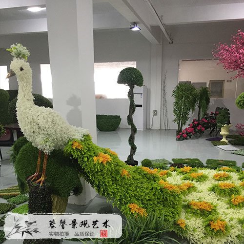 動(dòng)物仿真綠雕