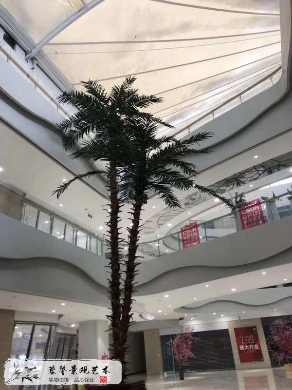 商場(chǎng)仿真棕櫚樹