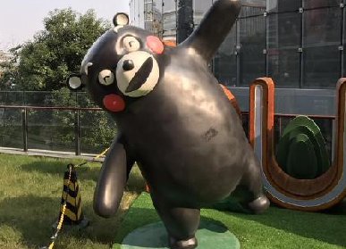 熊本熊玻璃鋼雕塑