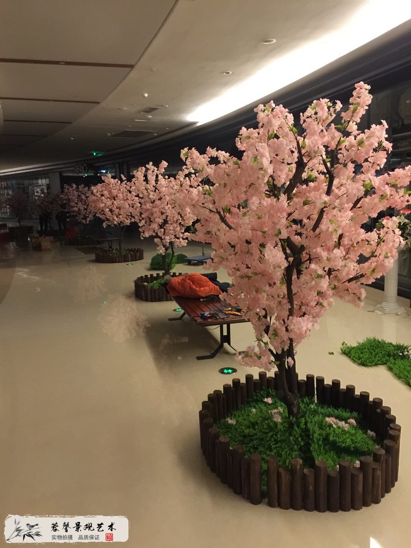 湯樂源溫泉仿真櫻花樹