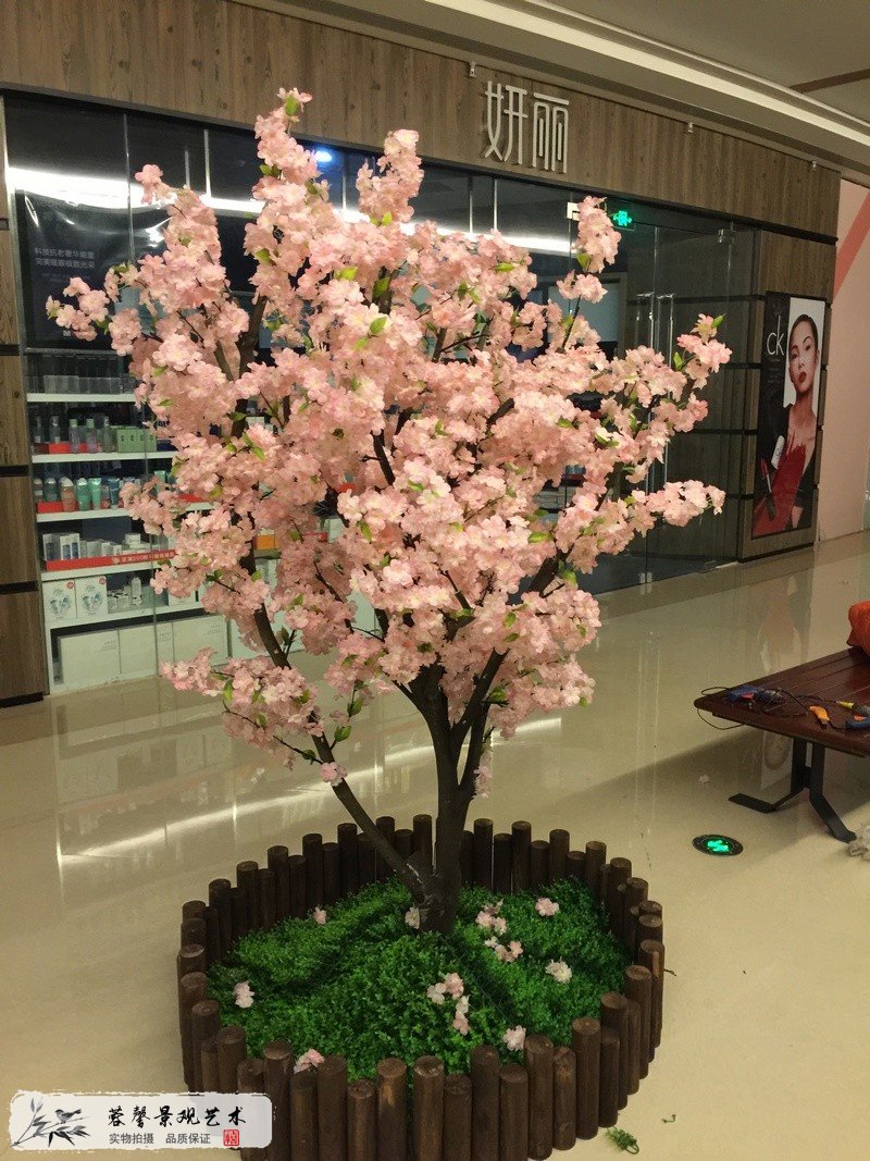湯樂源溫泉仿真櫻花樹