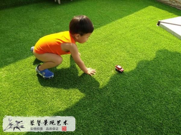幼兒園仿真草坪生產(chǎn)廠家