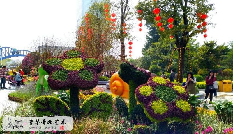大型仿真綠雕制作