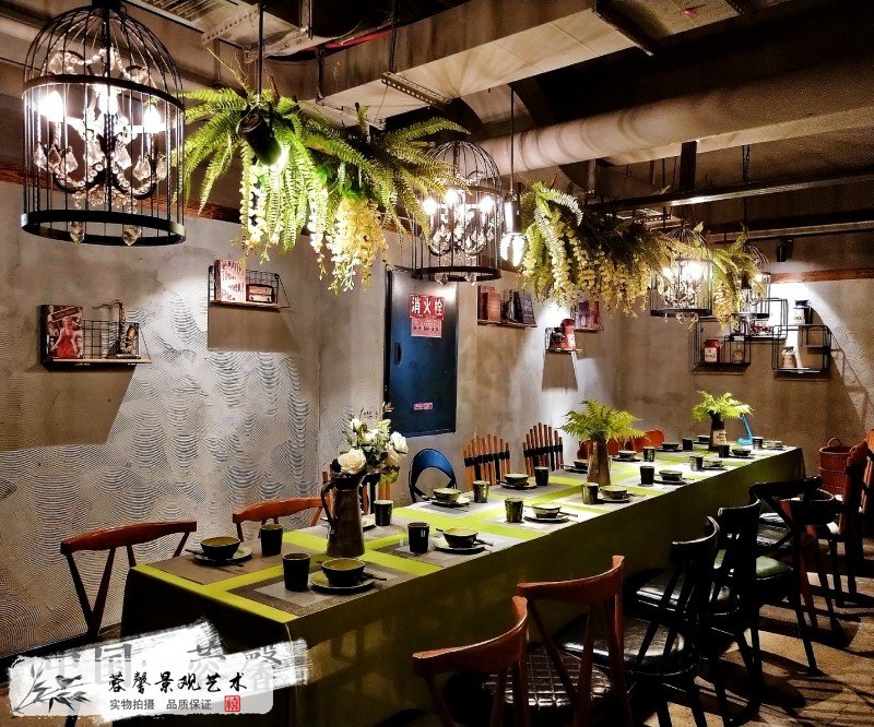 餐廳室內(nèi)綠色仿真生態(tài)景觀