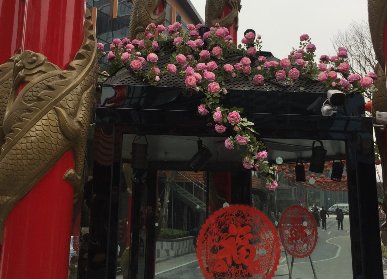 玫瑰花花藝門頭