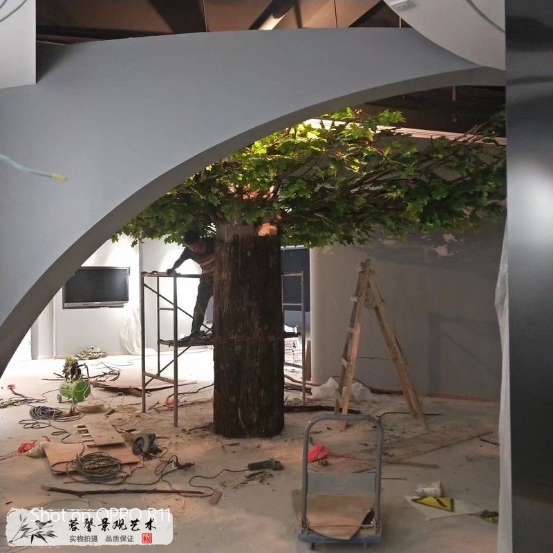 室內(nèi)包柱子仿真紅楓樹