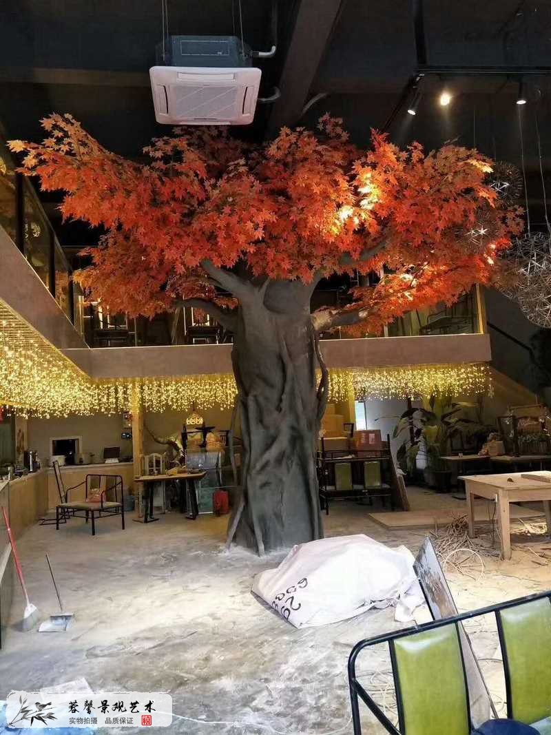 室內仿真紅楓樹