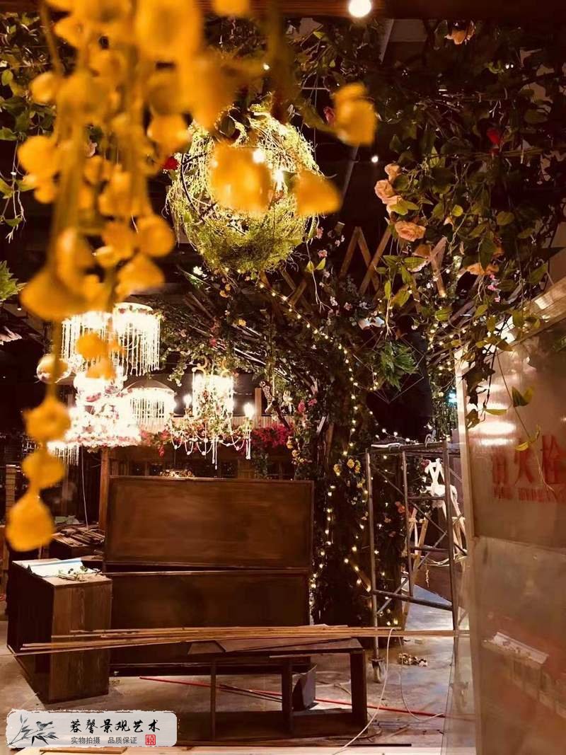 餐吧室內(nèi)園林景觀