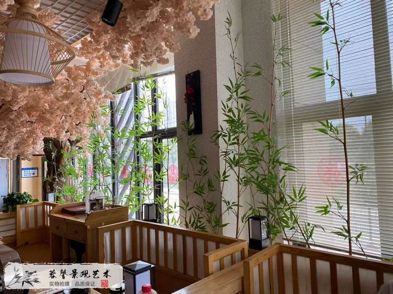 烤肉店仿真樹造景