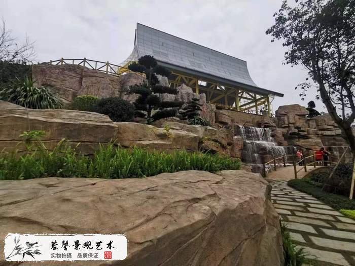 樓盤形象假山.jpg