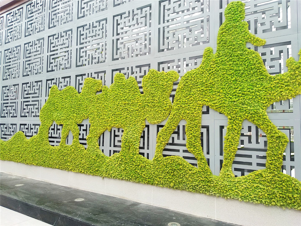 中國(guó)愛(ài)情花卉小鎮(zhèn)永生苔蘚植物墻案例 (2)