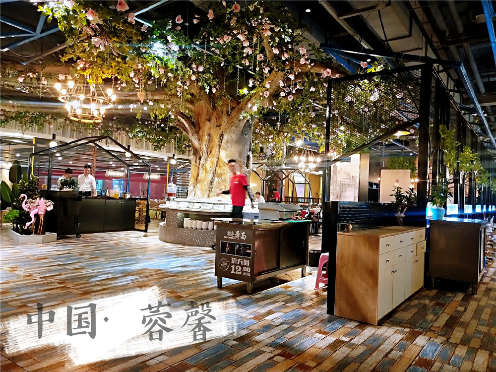 成都仿真綠植裝飾案例，凱德天府大牛合生態(tài)火鍋餐廳改造 (1)